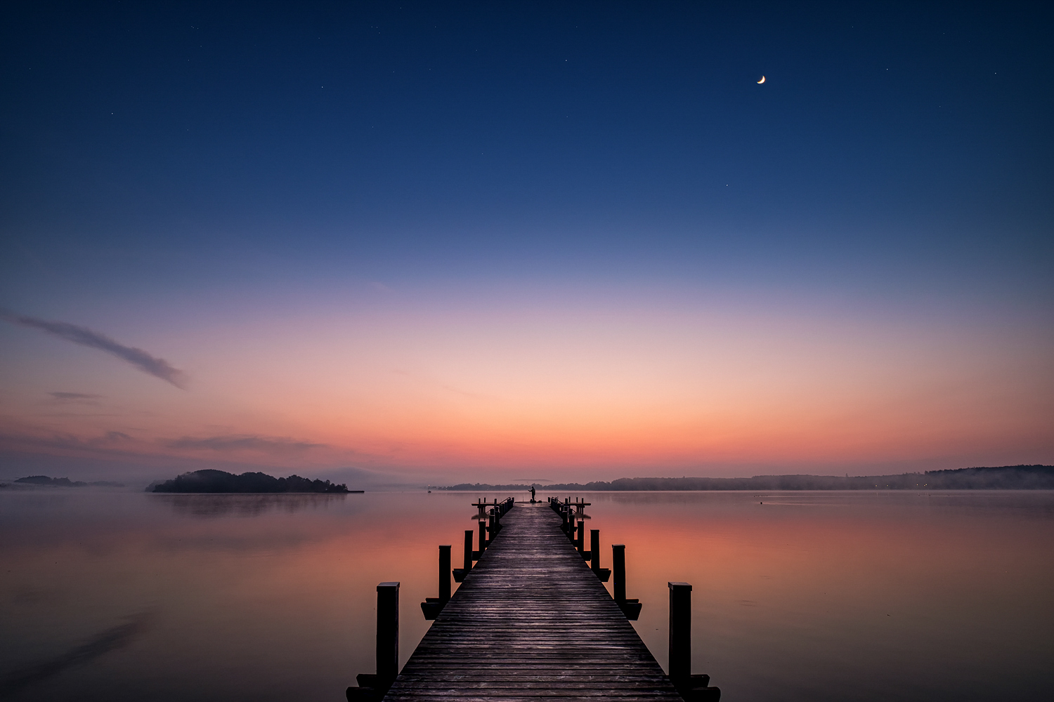 the fishermen, the moon and the last swimmer