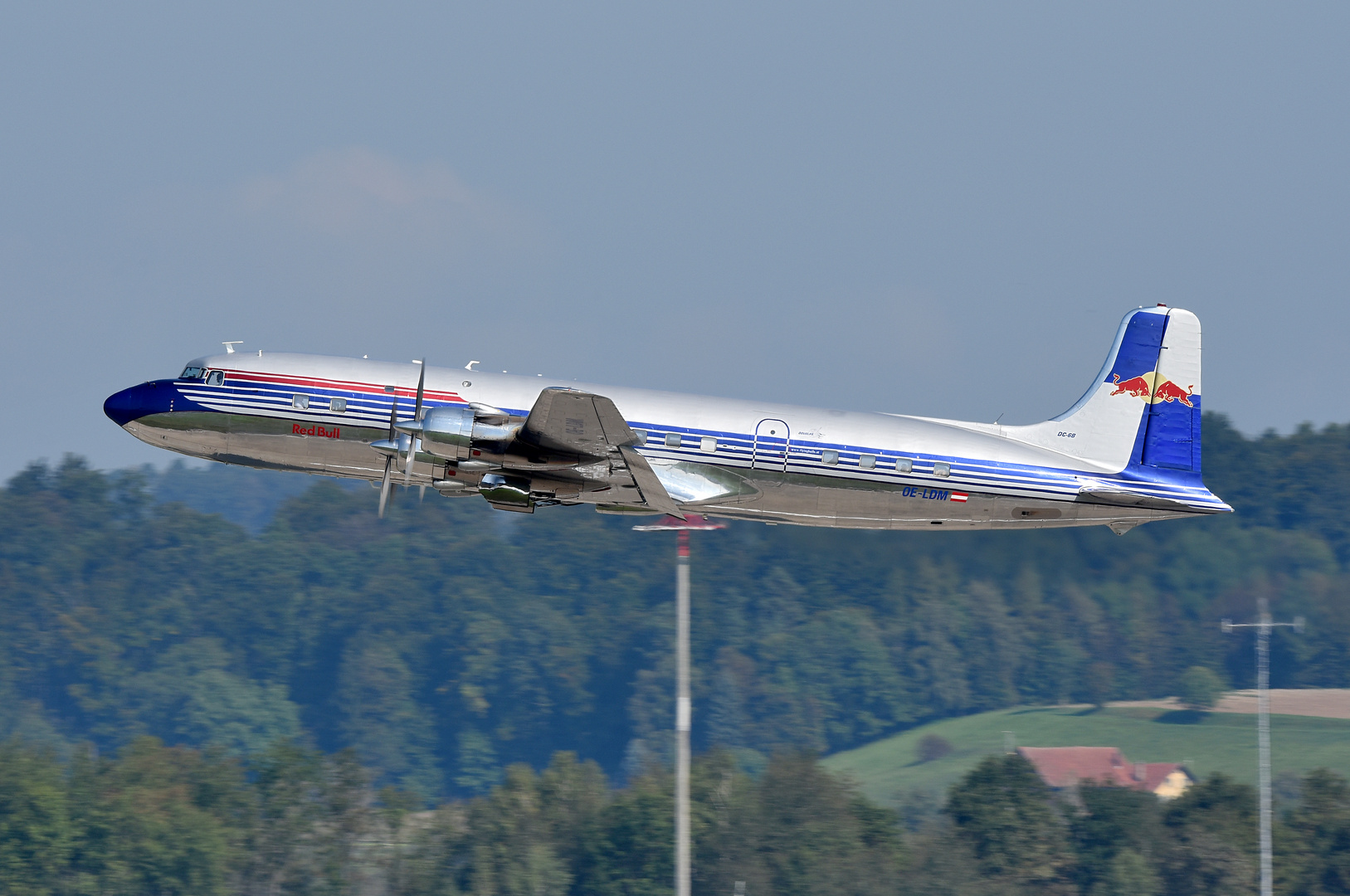 The Flying Bulls Douglas DC-6B OE-LDM 