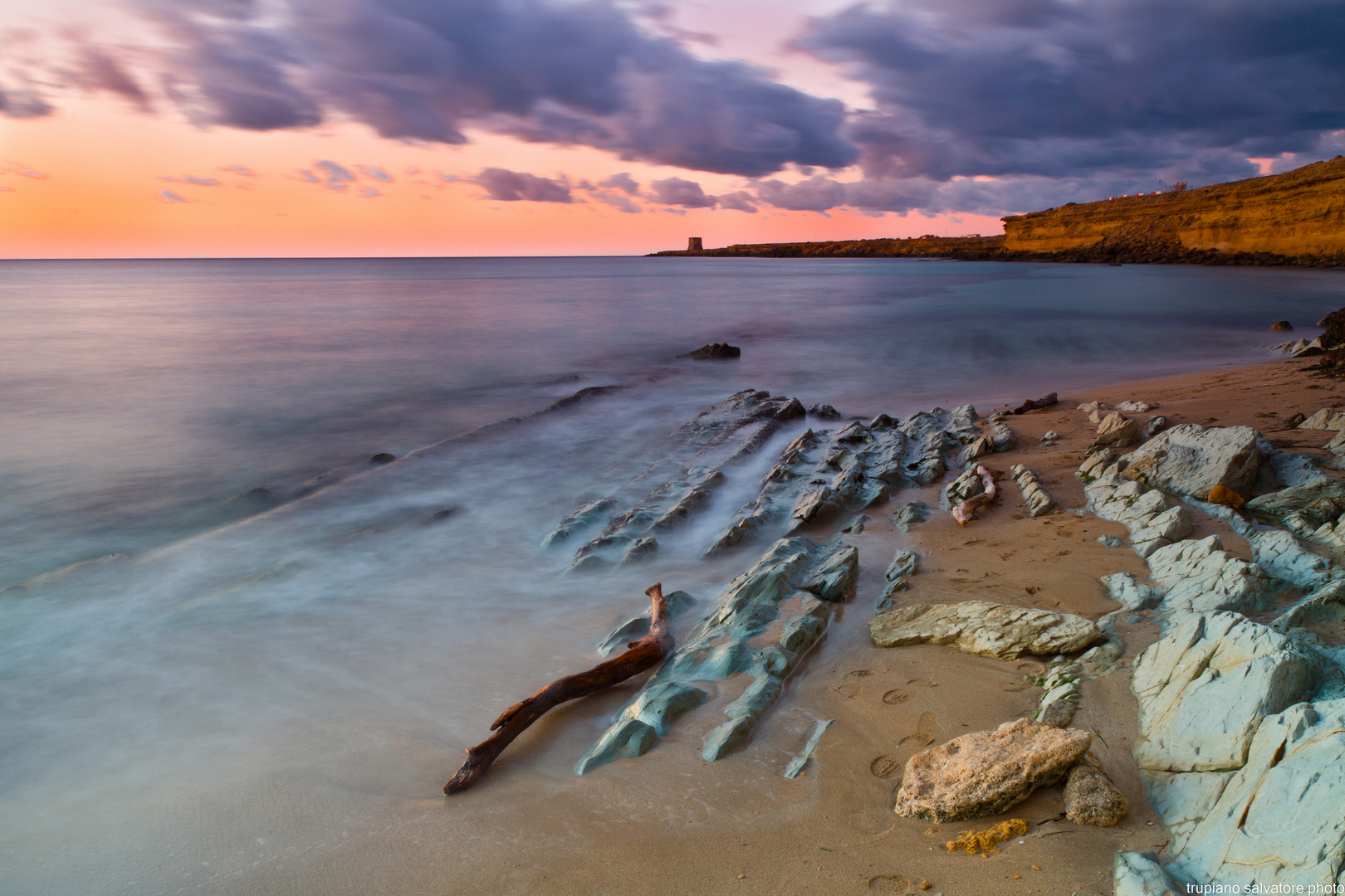 the footprints of the sea