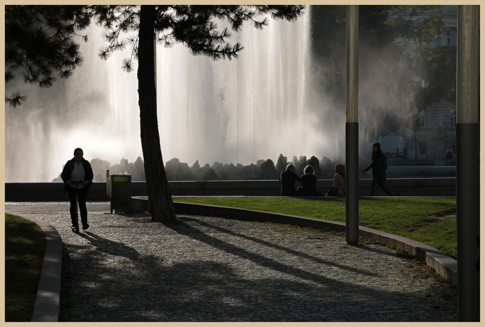 the fountain at schwartzenbergplatz vienna