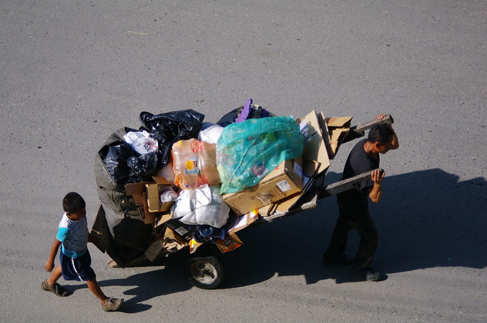 The garbage recycler and his son