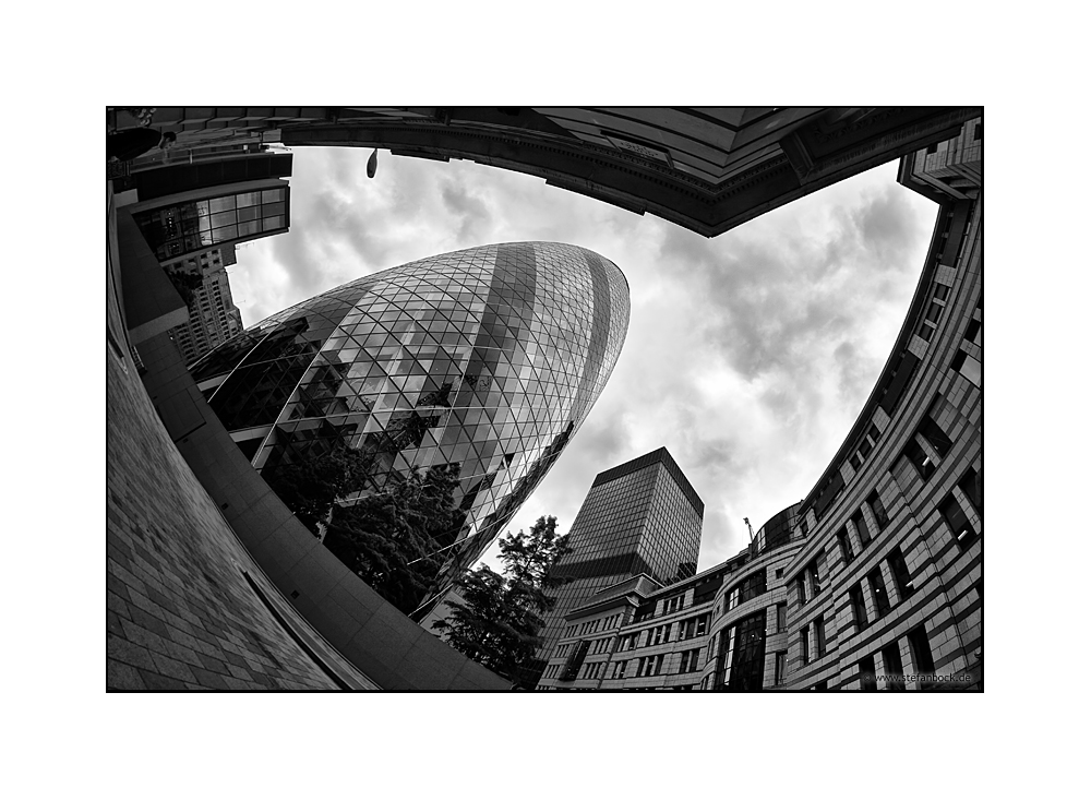 The Gherkin / Swiss-Re-Tower