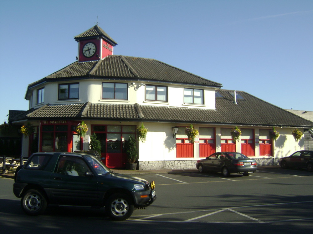 The Graduate Bar,Killiney