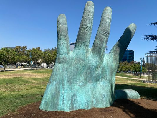 THE HAND SCULPTURE