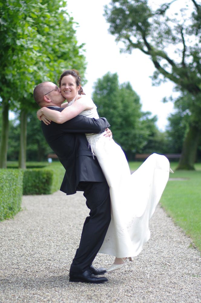 the happiest wedding picture