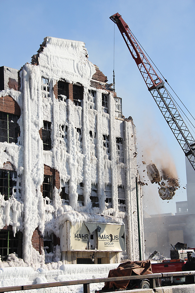 The Ice Castle from Chicago (6)