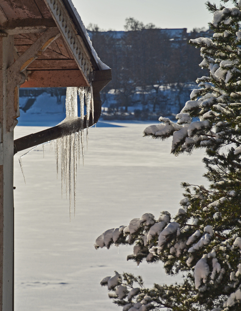 The ice on eaves