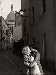 the kiss at Montmartre  " Cindy Cherman"