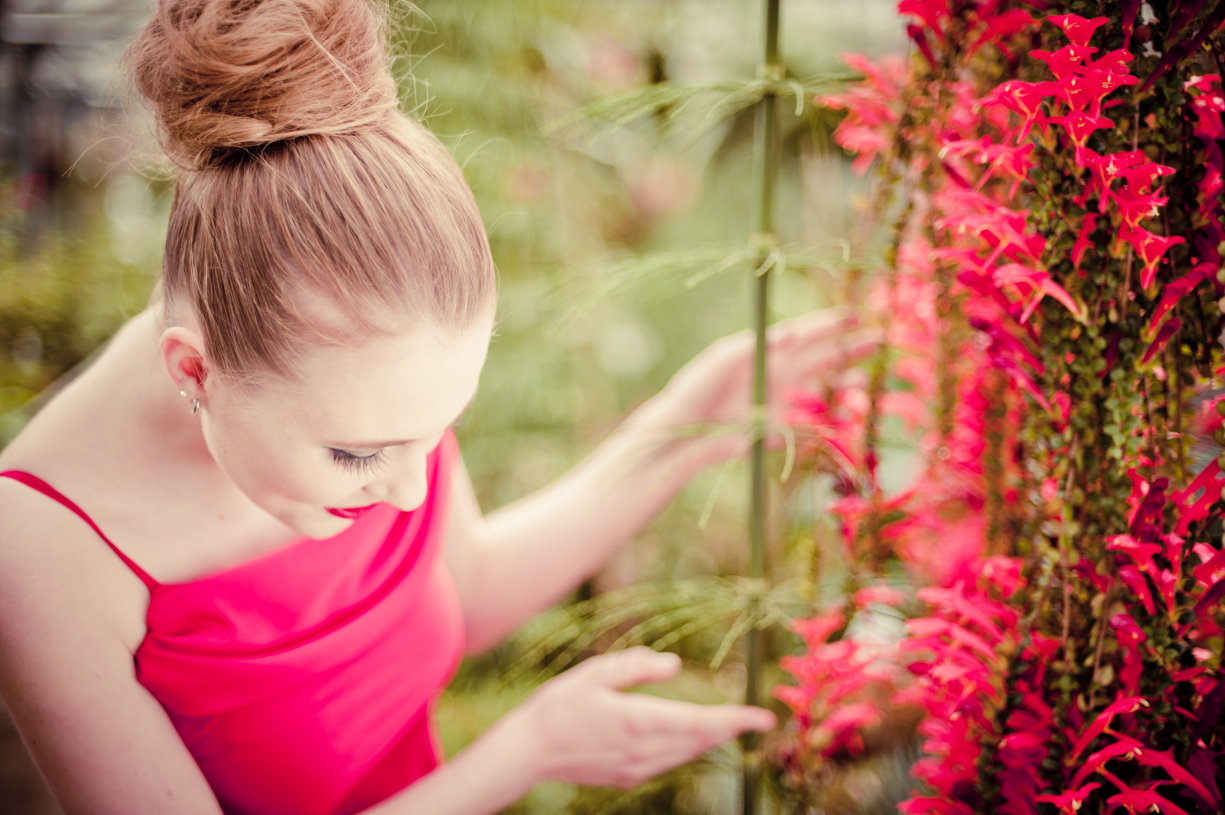 The Lady with the flowers