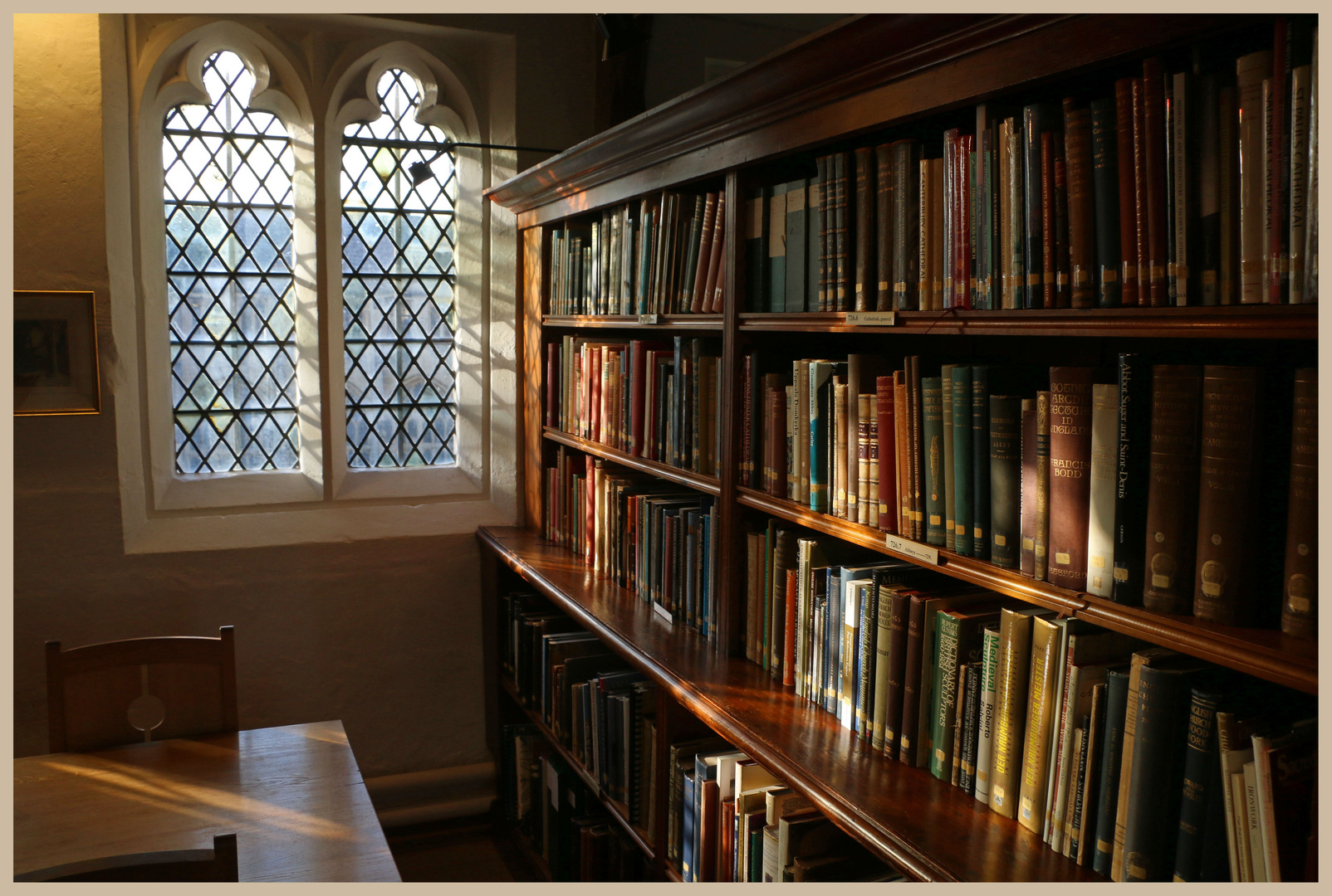 the library at wells cathedral