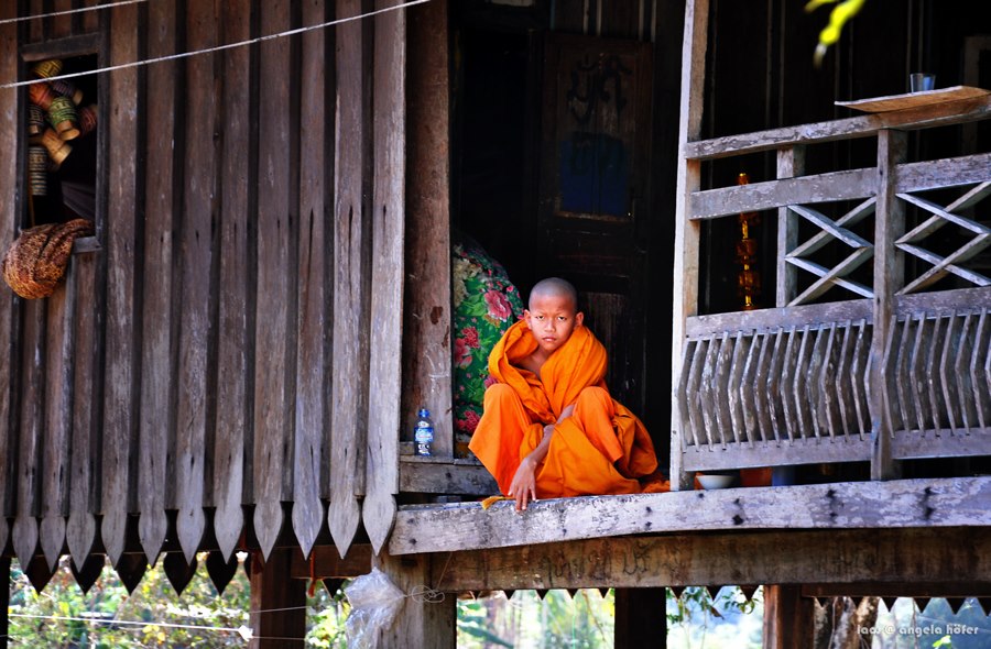 The life of a Lao monk