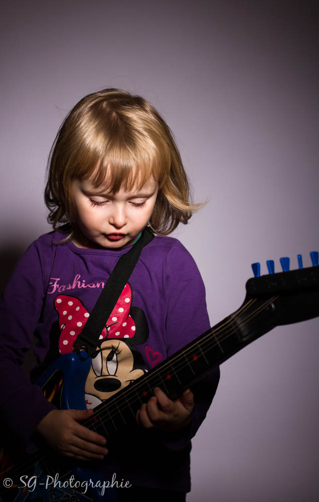 The little Guitarist