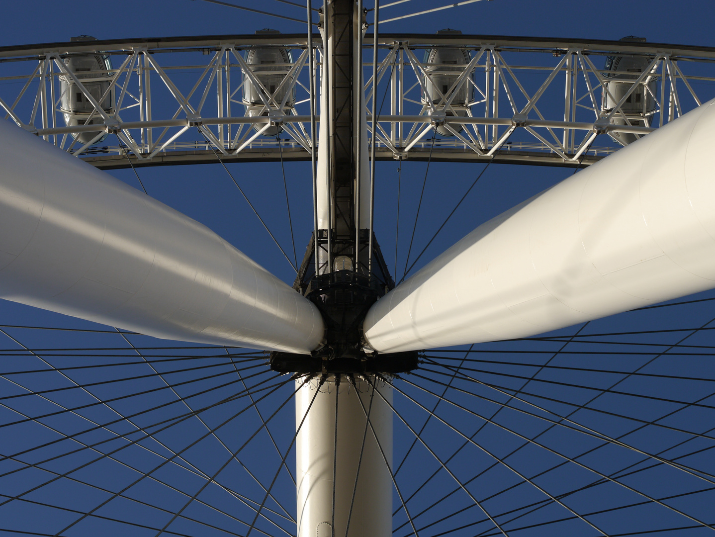 The London Eye - Die vermutliche größte Radnarbe der Welt