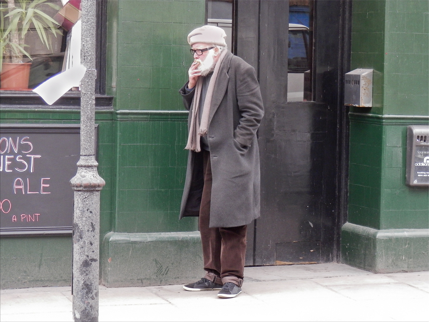 The Lonelyness of Outdoor Smokers