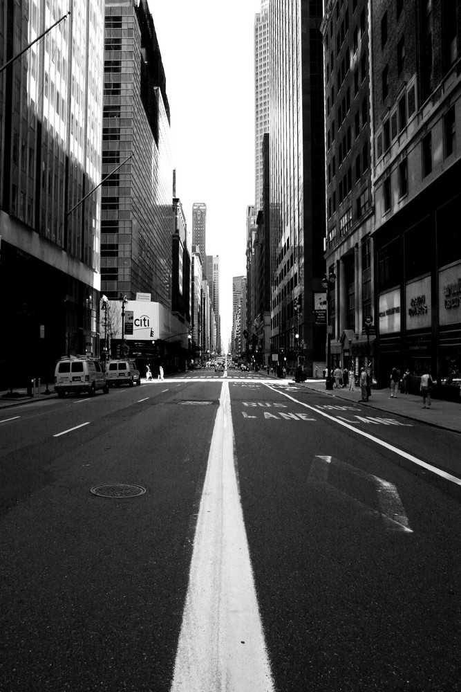 The Majesty of NYC: Random Avenue (2004)