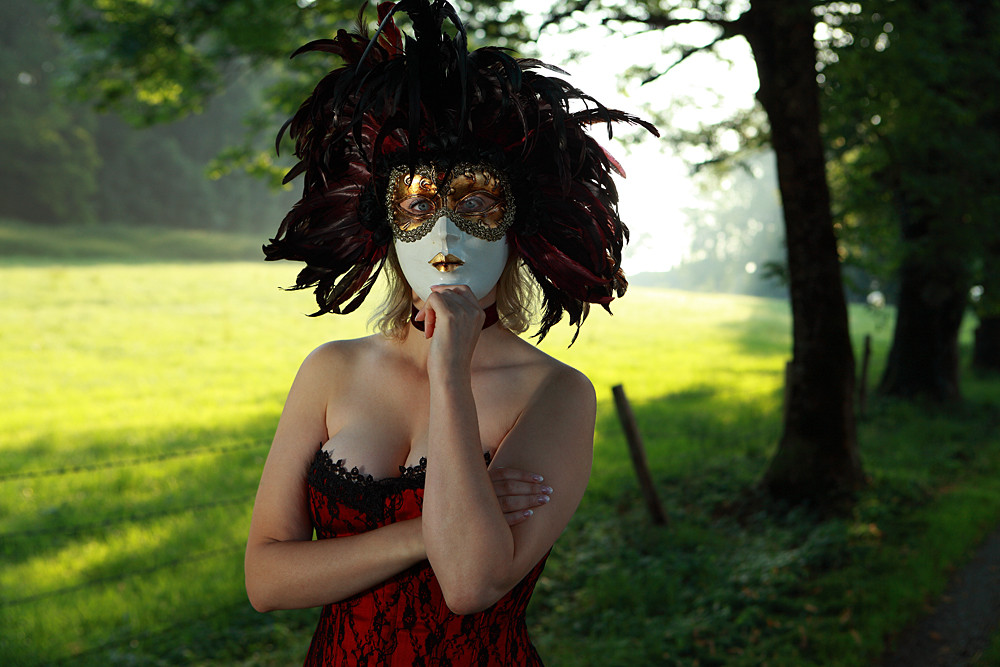 . . : The Masquerade : . .