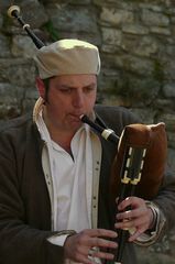 The Middle Ages (40) : Musician