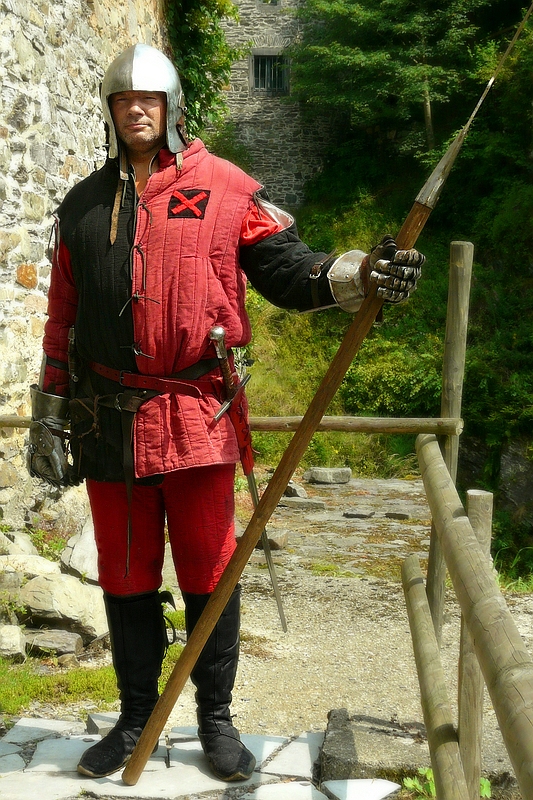 The Middle Ages (82) : Prison guard