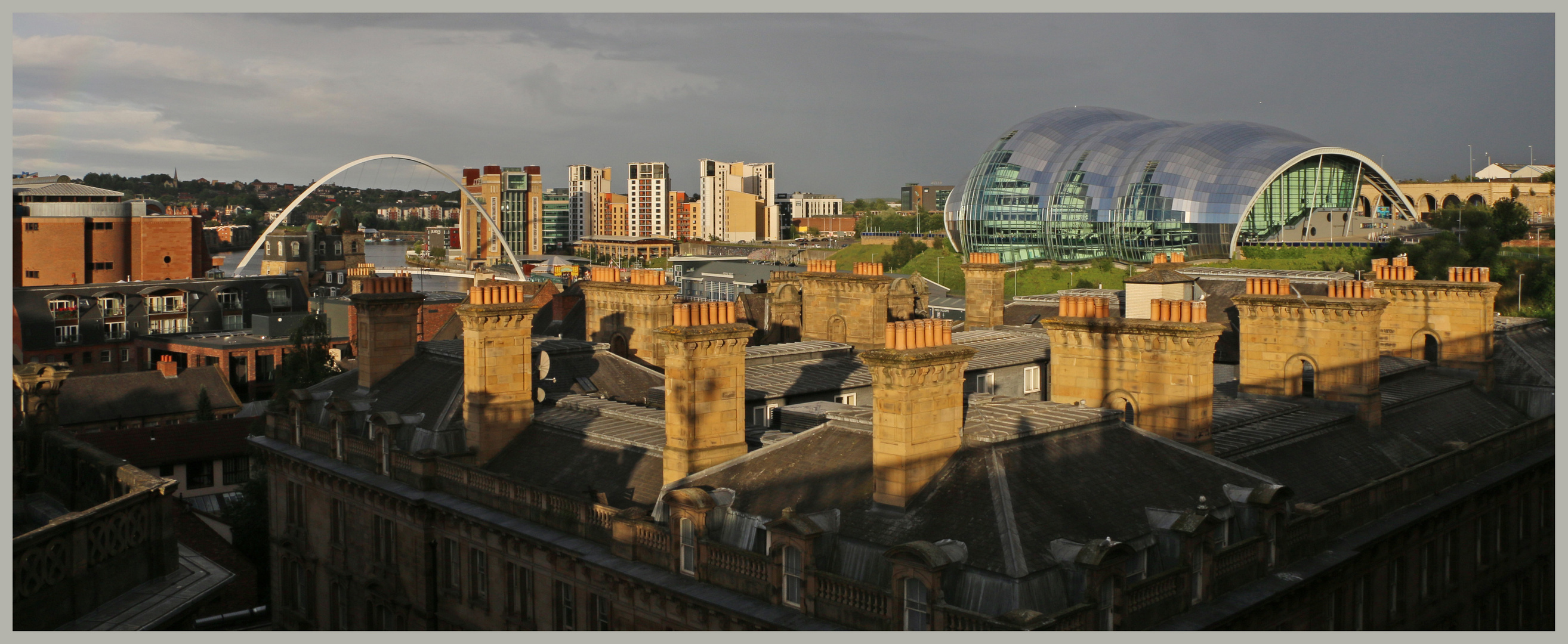 the millennium bridge and the Sage music centre  from the tyne bridge