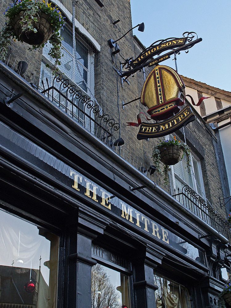 The Mitre, Nicholson’s Pubs & Restaurant  --  Bridge Street, Cambridge