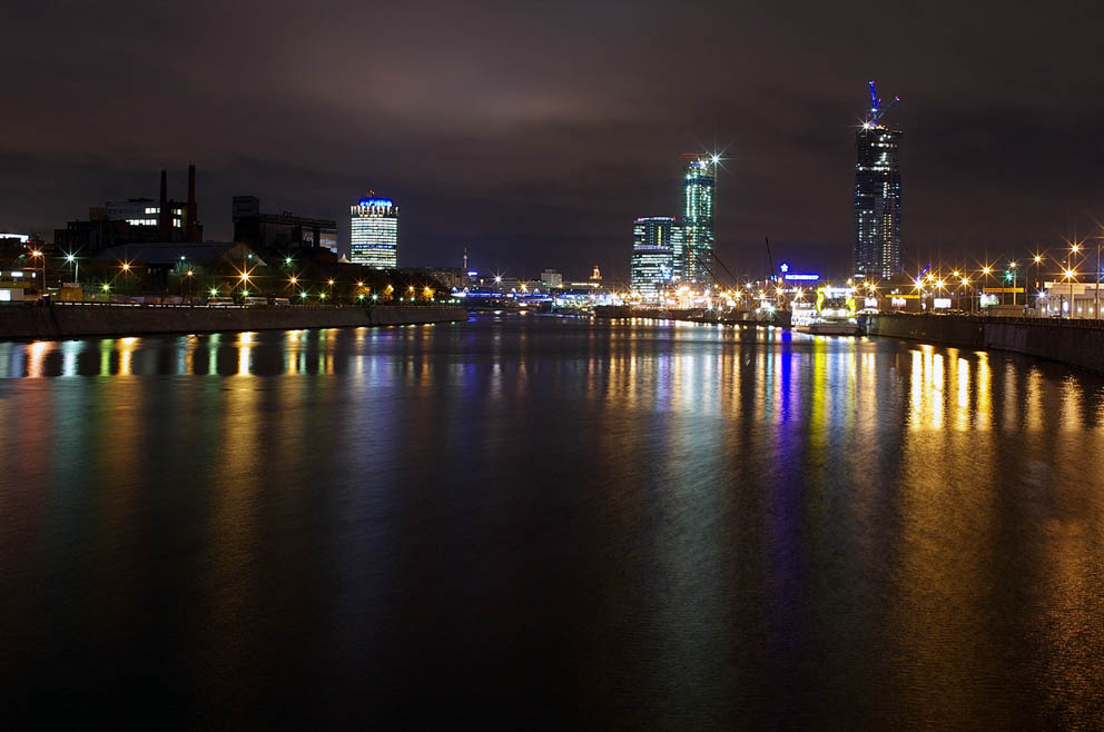 The Moscow - river at the night