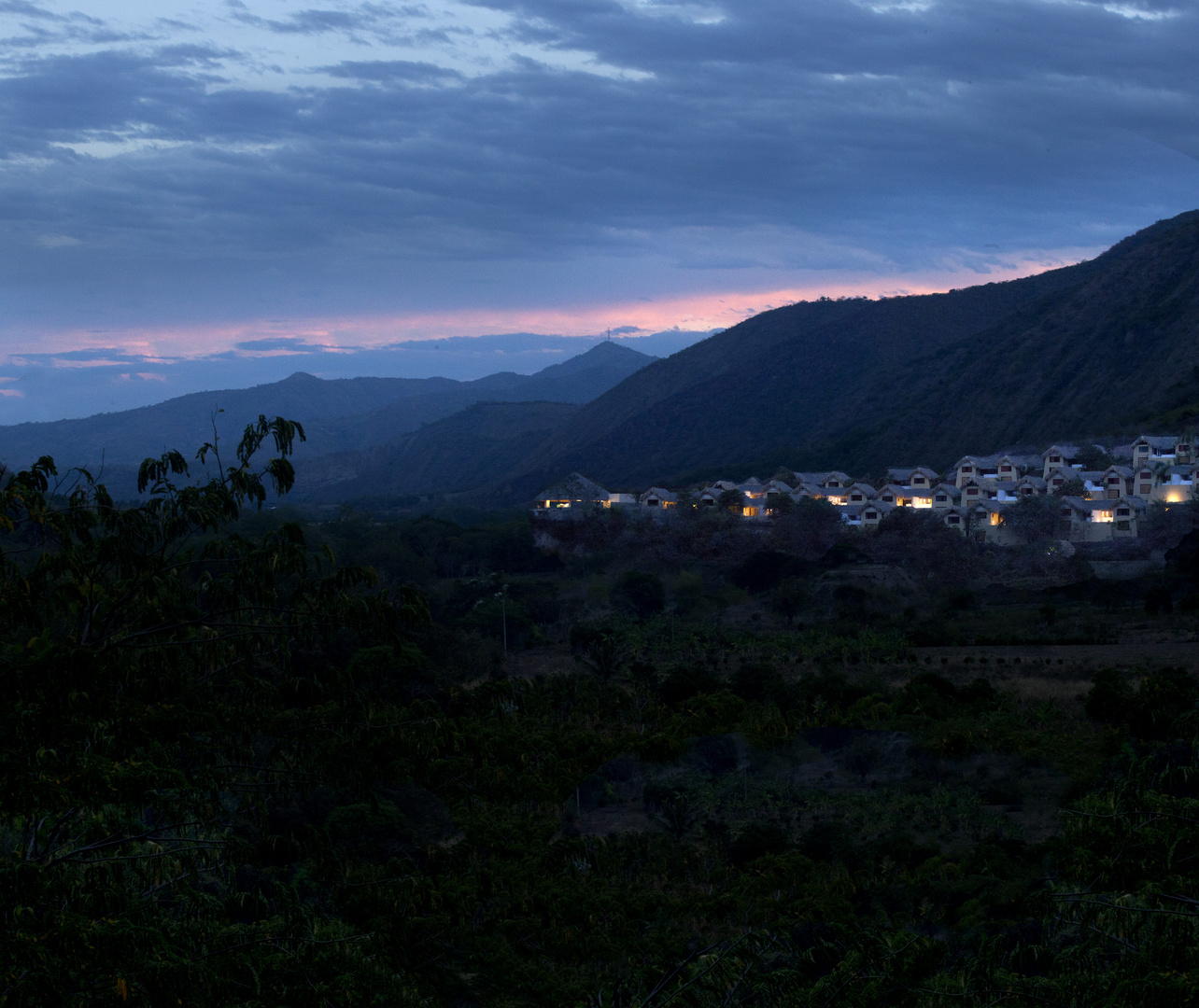 The Mountain Between in Colombia