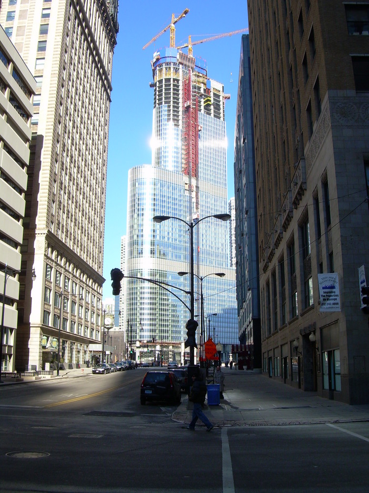 The new Trump Tower of Chicago (2007)