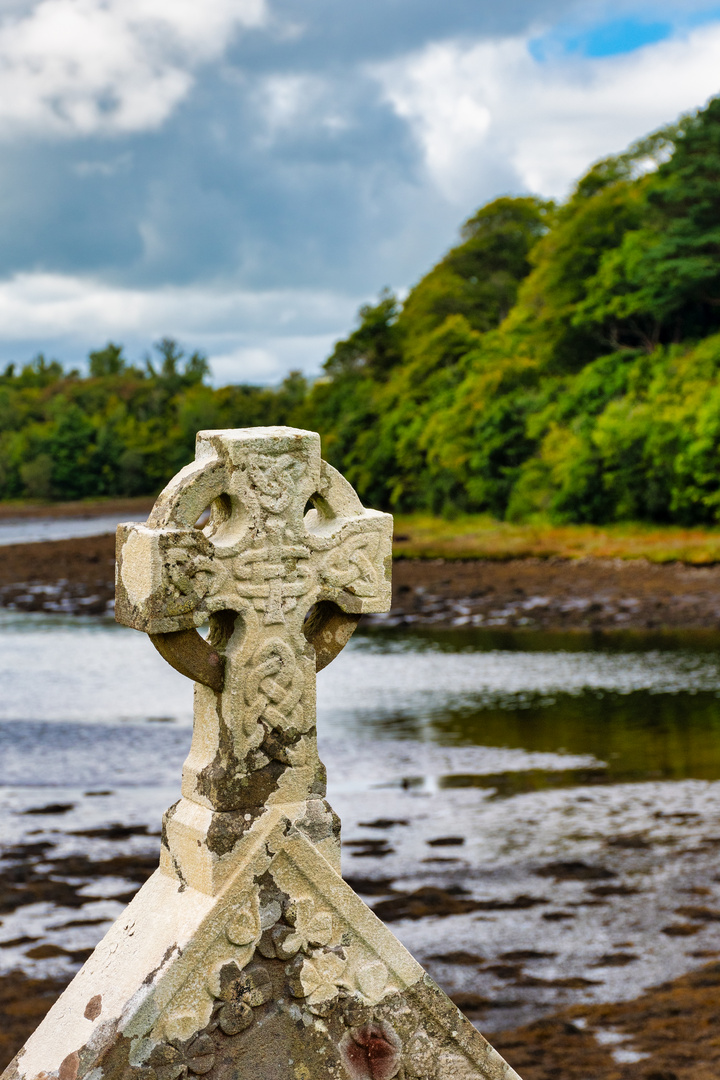 ... the old abbey graveyard 6 ....