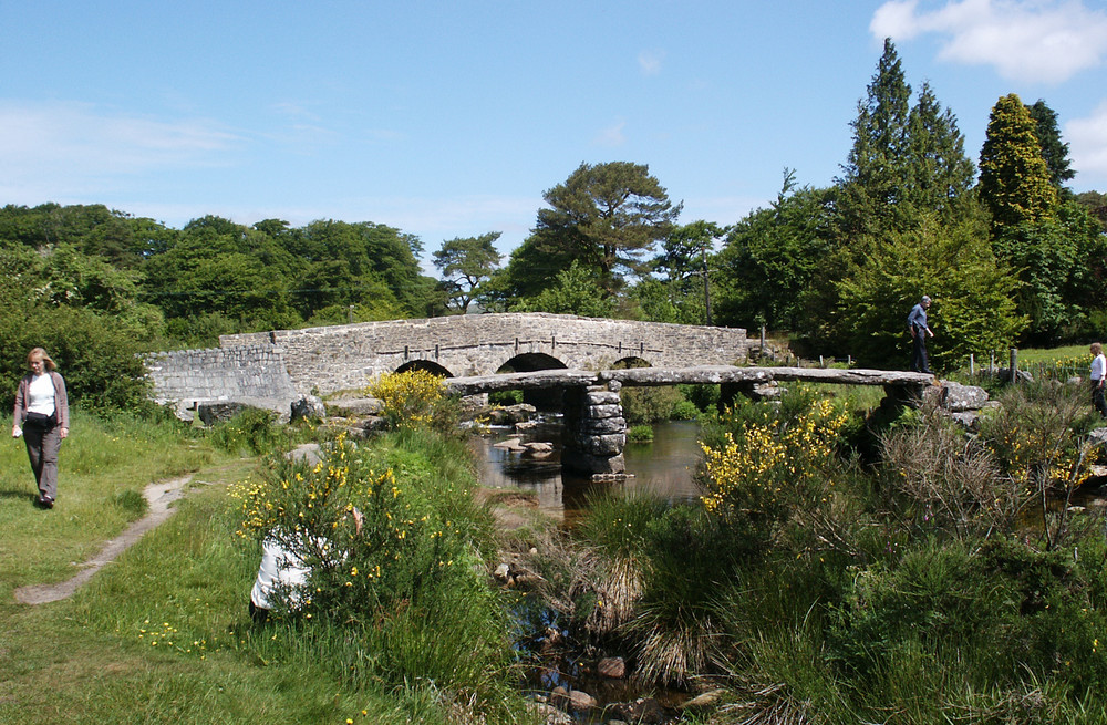 The Old Post Bridge im Dartmoor