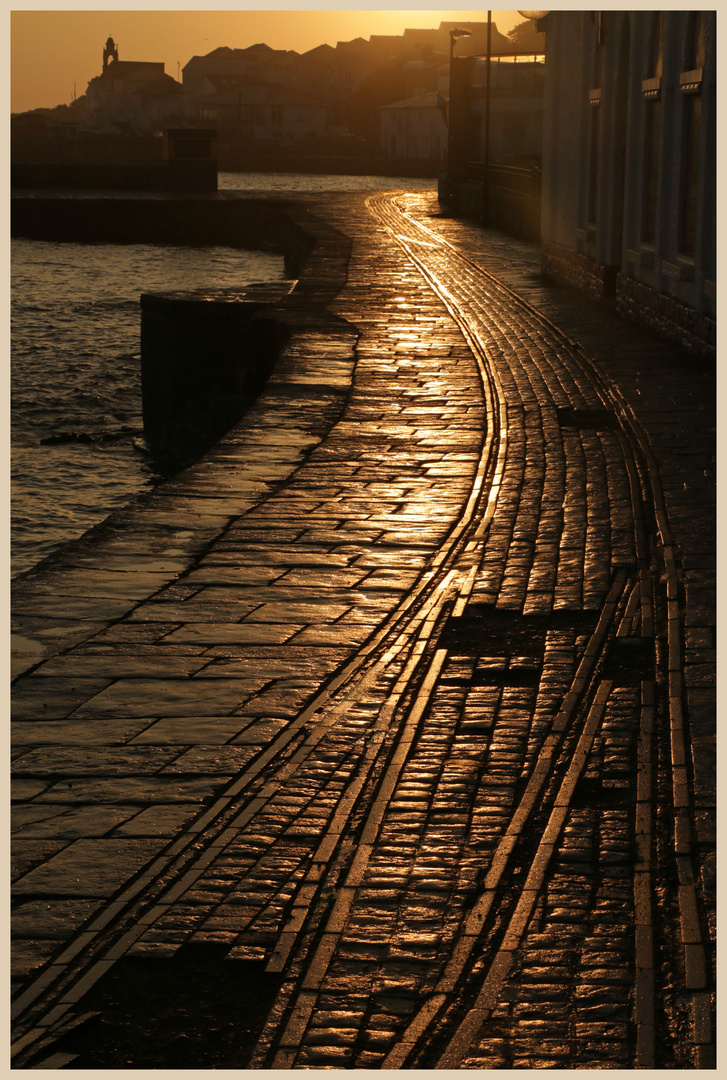 the old quay at swanage early morning 8