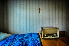 The Old Radio and the Holy Cross