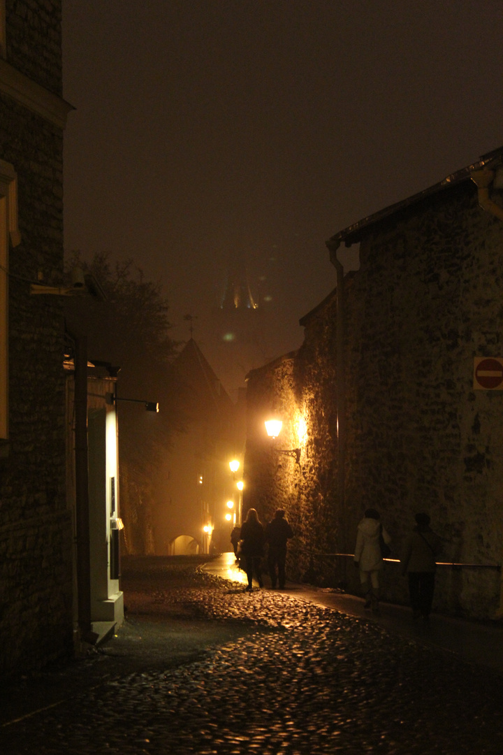 The Old Town in fog2