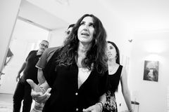 The painter exhibits and discusses her works