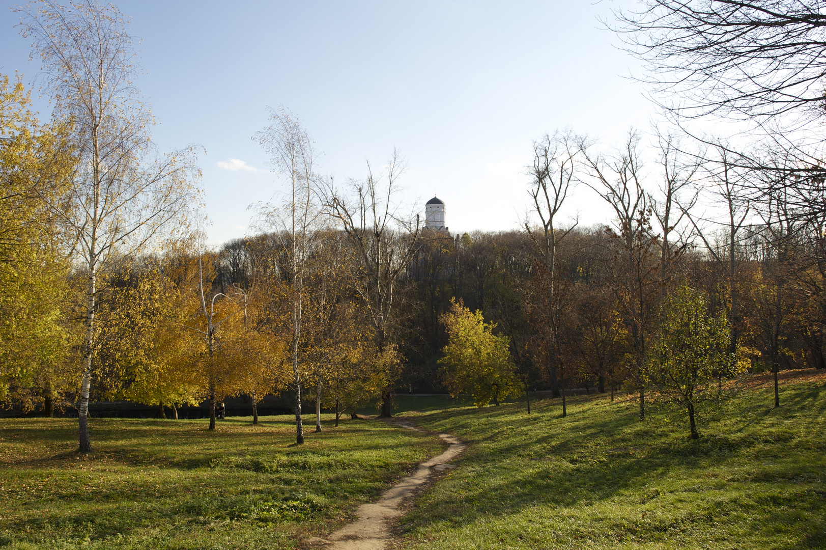 The path to the temple