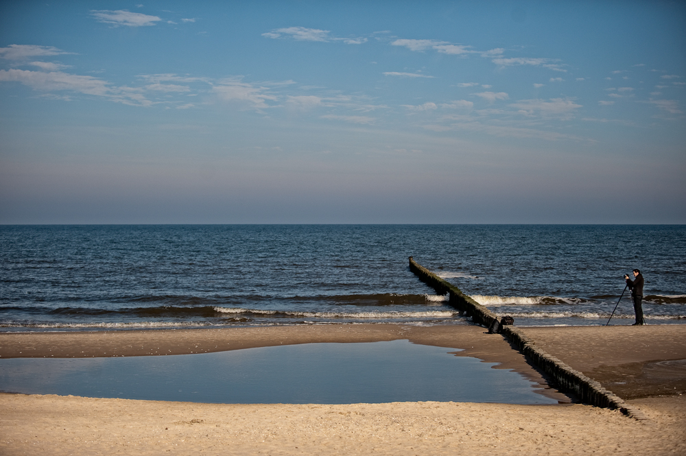 the photographer and the sea