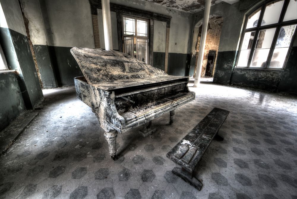 The Piano .