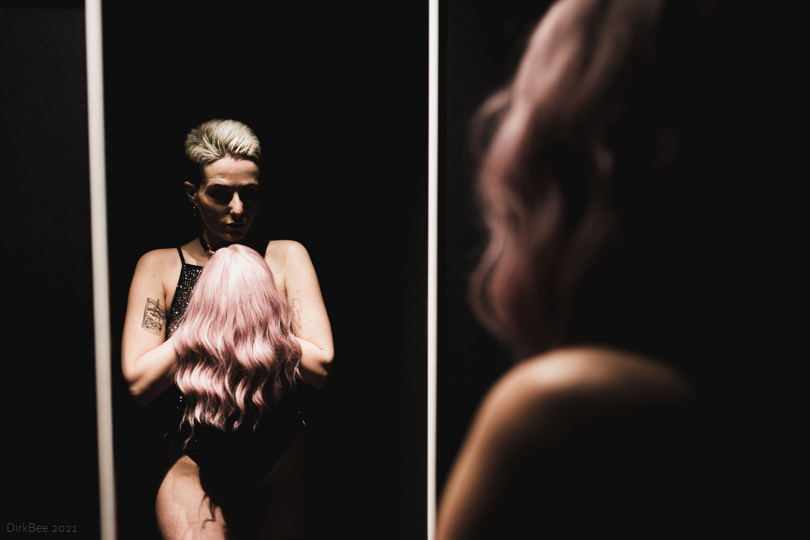 the pink wig