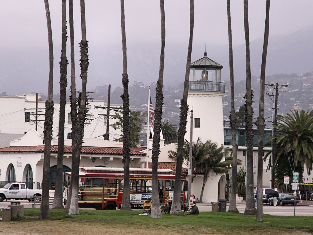 The Pizza Lighthouse