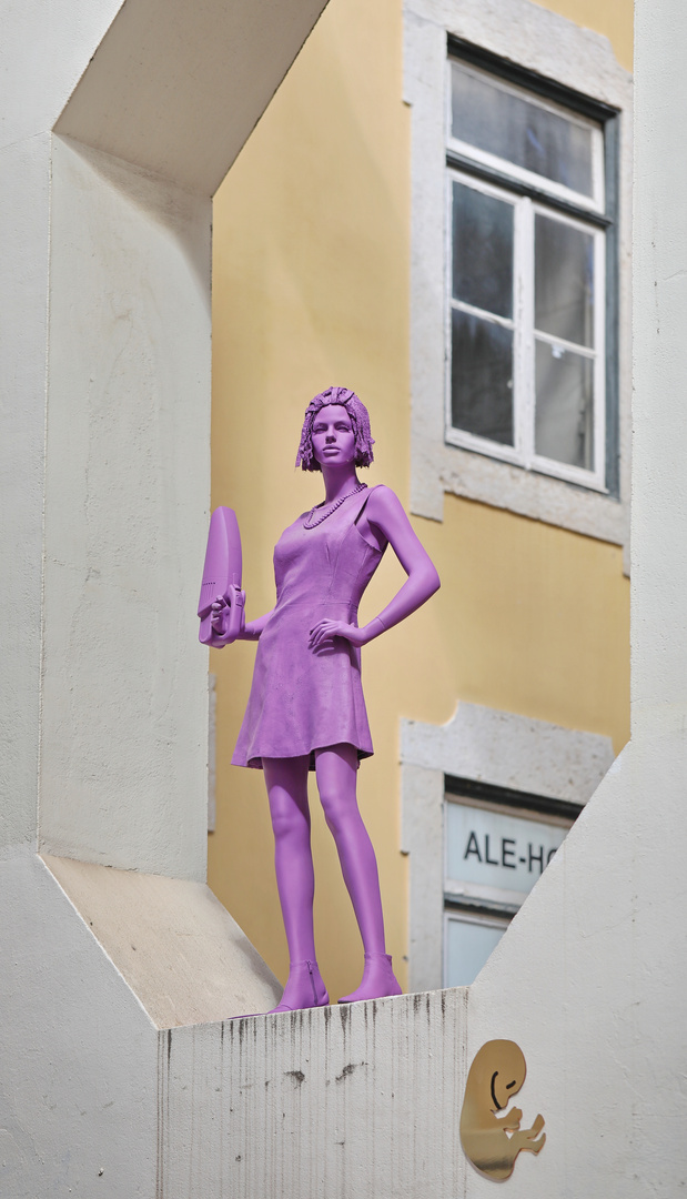 The Purple Lady with a Hoover - Lisbon Streetart