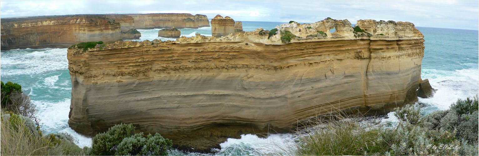 * The Razorback Cliff ? Ard Loch Gorge *