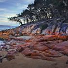 The red rocks at Hazards Beach