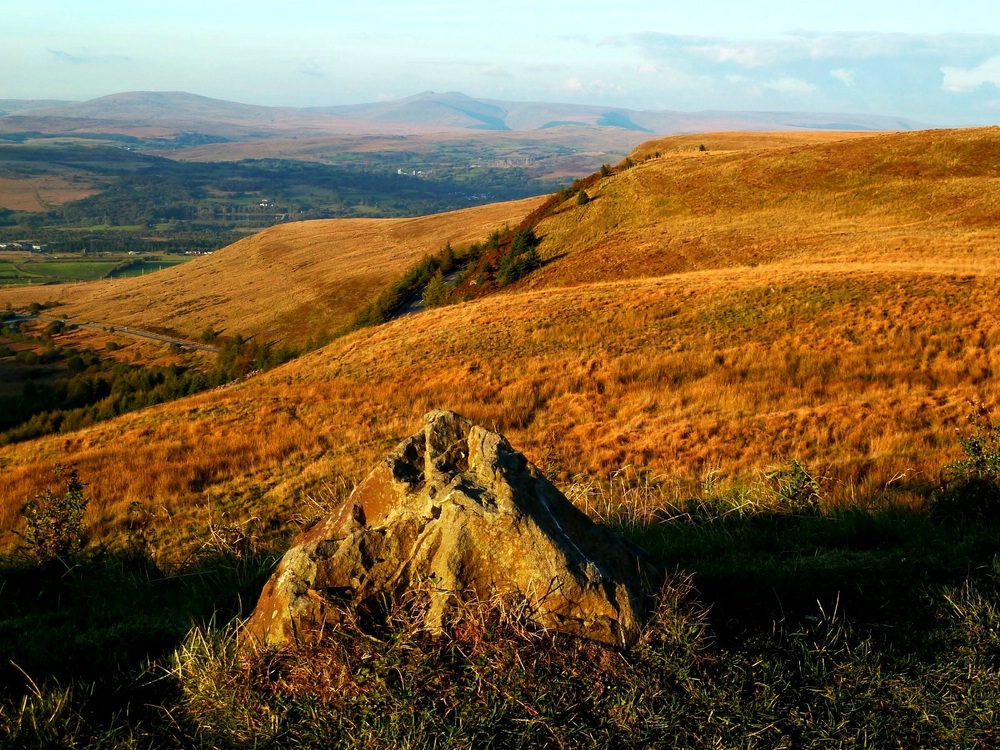 The Rhigos in late October sun