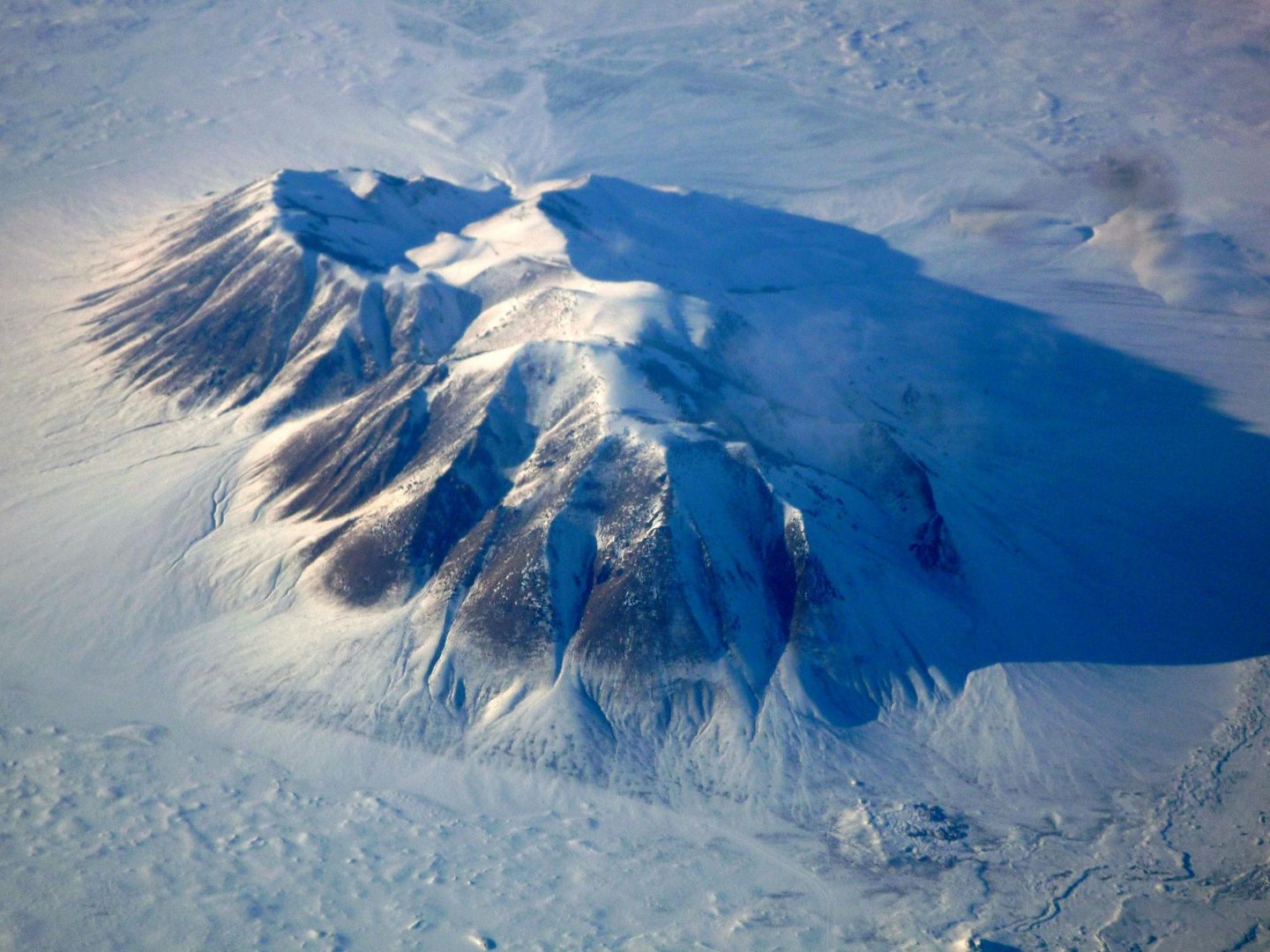 The same Mountain !   4 x zoom  :)  halt bis nimmer geht  zoom