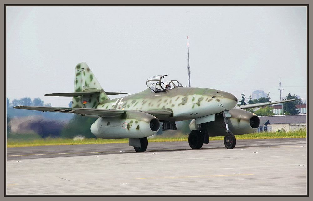 the Schalbe ME 262 comes in_resize