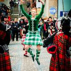  The scottish dancing Girl