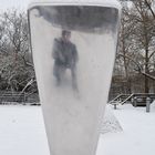 The selfie on the surface of statue