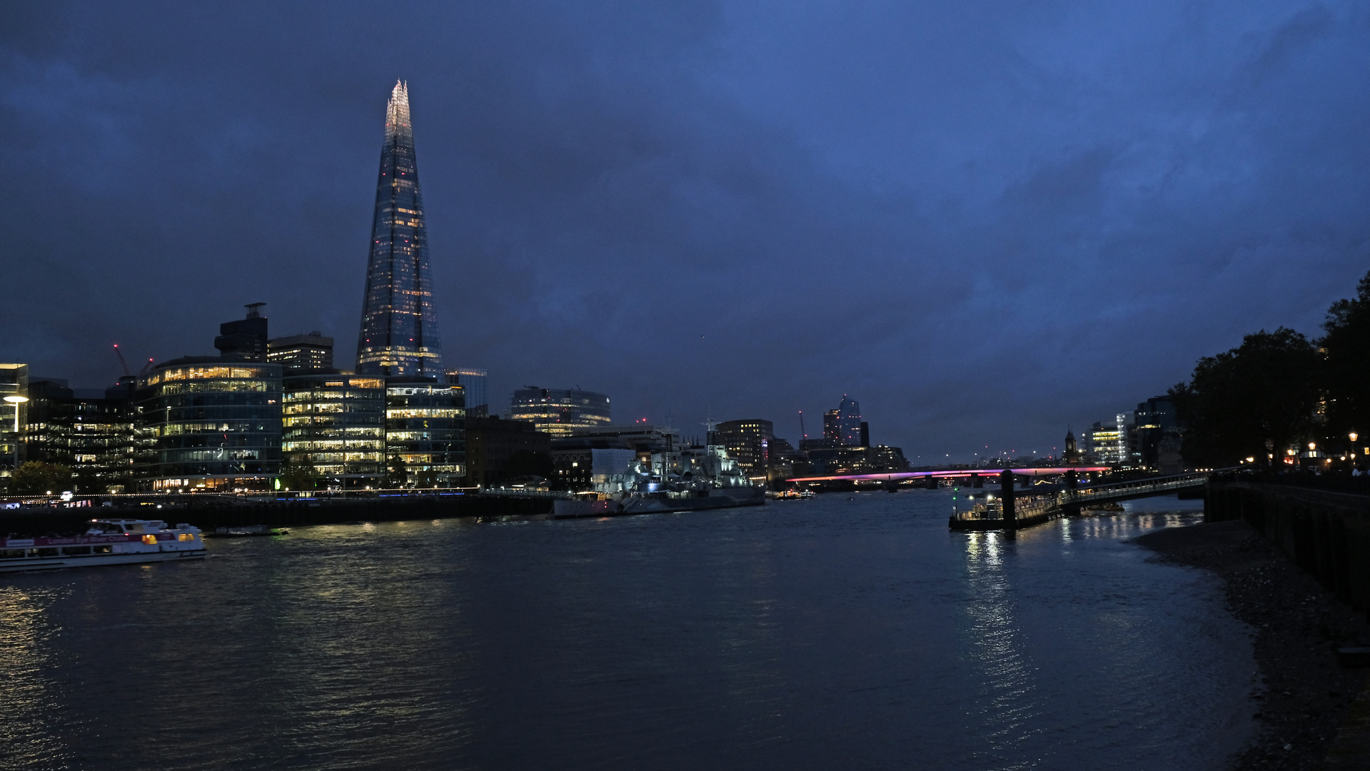 The Shard und Blick über die Themse