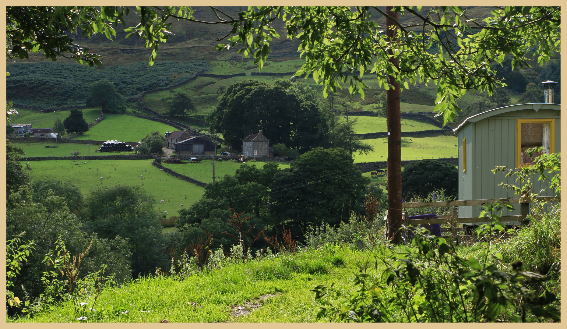 the shepherds hut at dalehead farm in rosedale