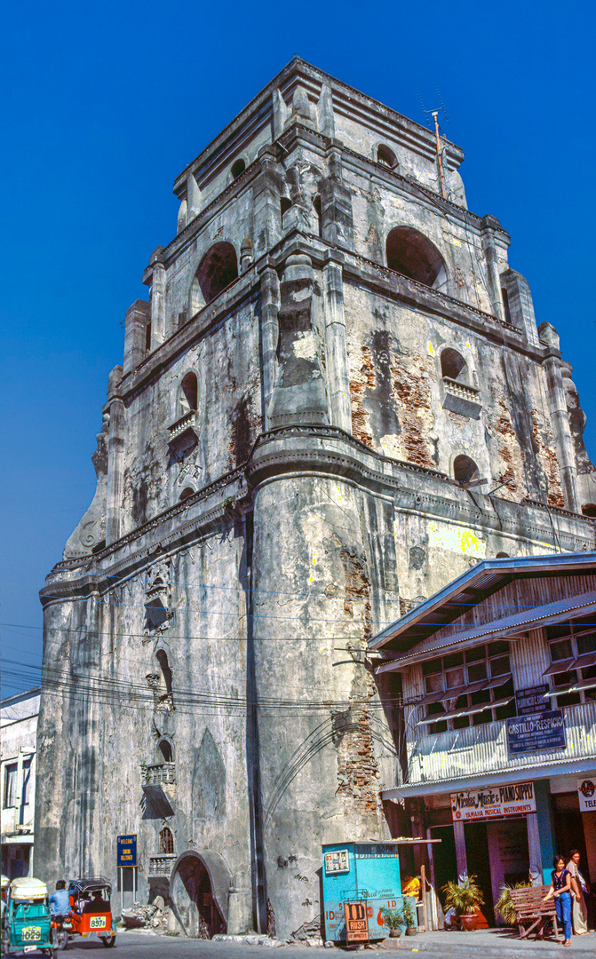 The sinking tower in Laoag