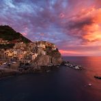 ... the sky above manarola